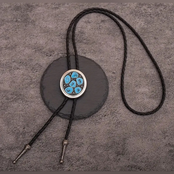 New Turqouise color leather 40" bolo tie Black Stone Available - Picture 2 of 3